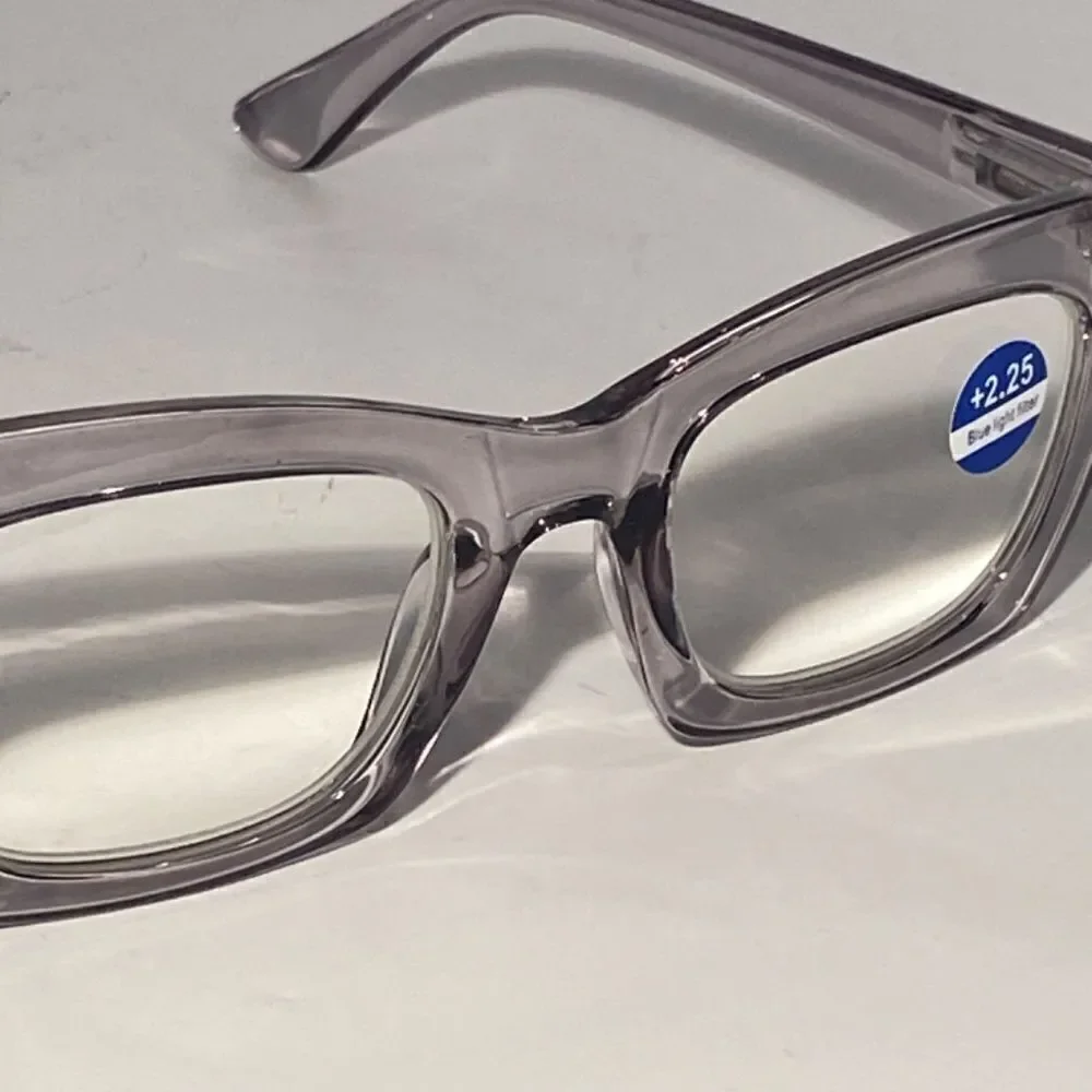 1178 Gretchen Reading Glasses 2.5 Square Clear Grey Oversize NWT